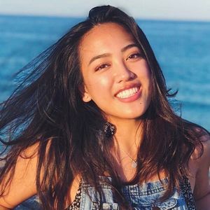 Meet your Posher, Devin